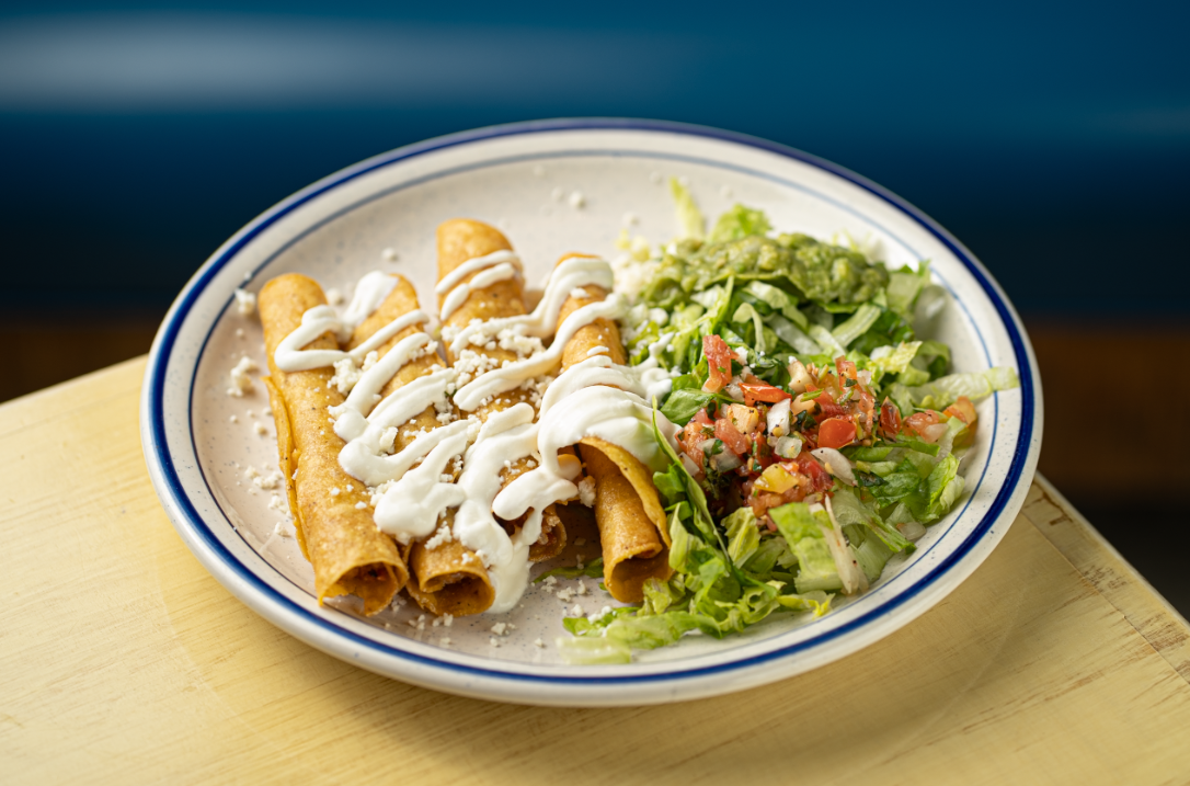 Tacos dorados
